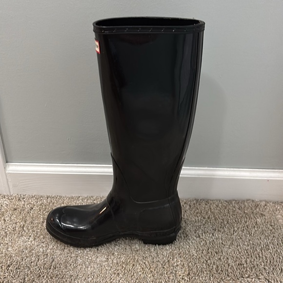 Black Hunter boots size 7 - Picture 2 of 4